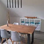 Am Darßwald Og Apartment *